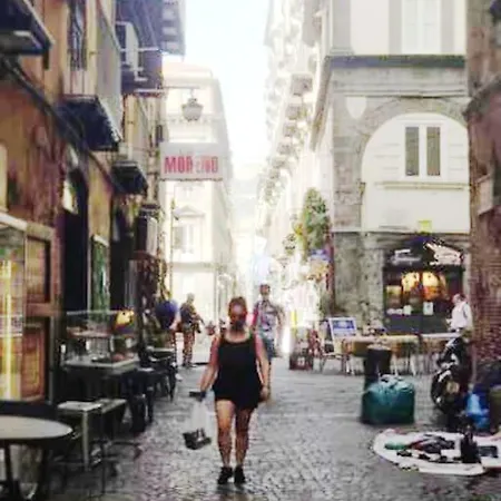 Scio' Apartment-centro Storico- דירה נאפולי