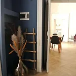 Scio' Apartment-centro Storico- *