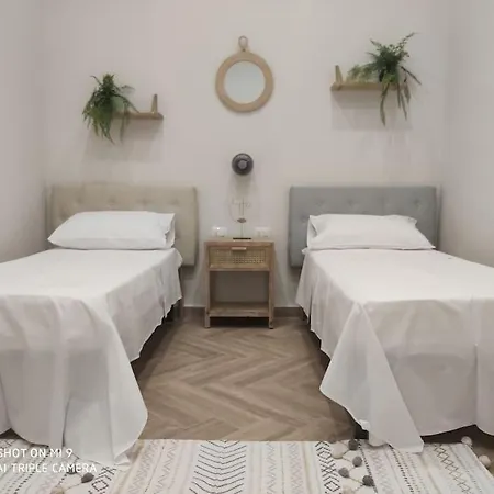 Scio' Apartment-centro Storico- *